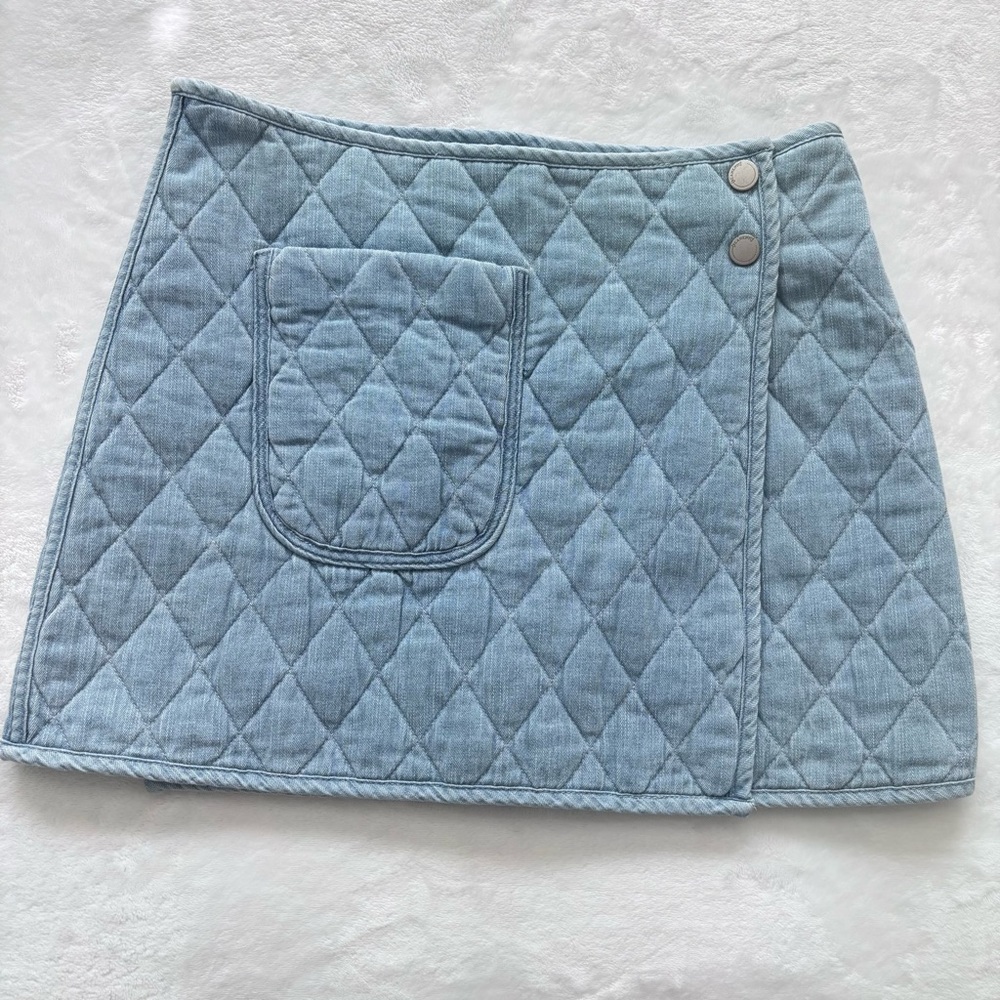 BLANK NYC Skirt Quilted Wrap Denim Blue Mini Skirt—NWT—28 - Picture 1 of 13